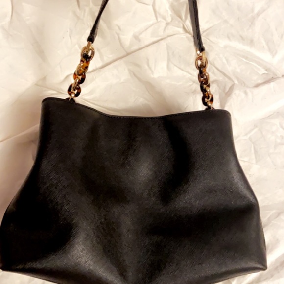 Michael Kors black handbag w/gold finish. Has a long attachable shoulder strap. - Picture 3 of 7